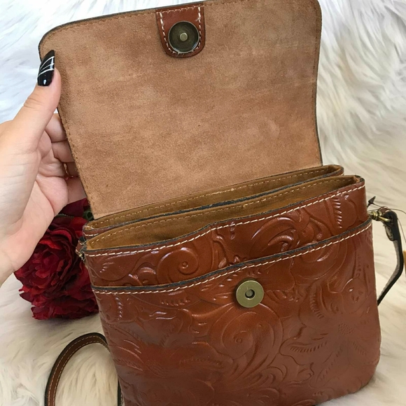 NWT PATRICIA NASH BALLURI LEATHER CROSSBODY BAG - Picture 3 of 7